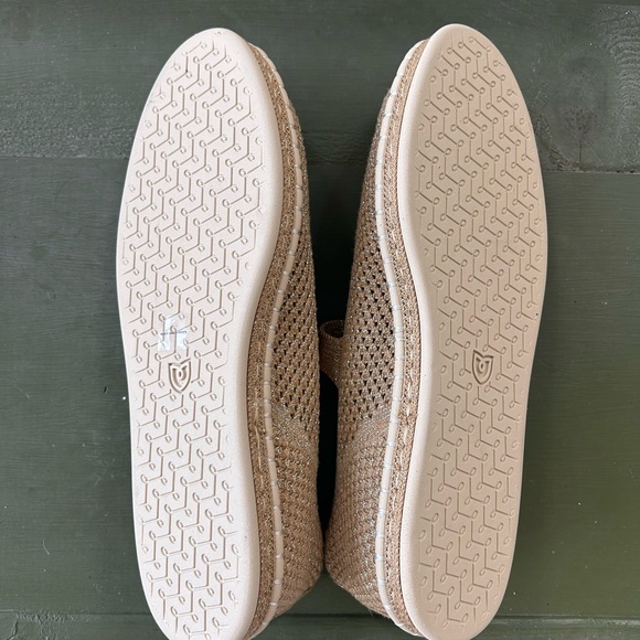 NWOT Rothy's The Espadrille Mary Jane Flats in Golden Sun Size 9 - Picture 6 of 7